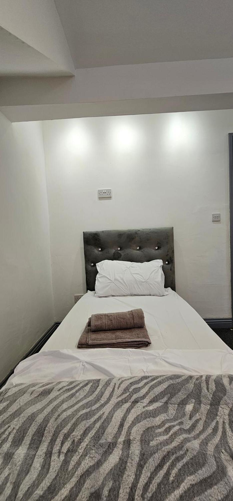 Luxury Four Bedroom House Bradford  Kültér fotó